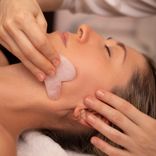 Massage L'art du lifting naturel Tila Beauté