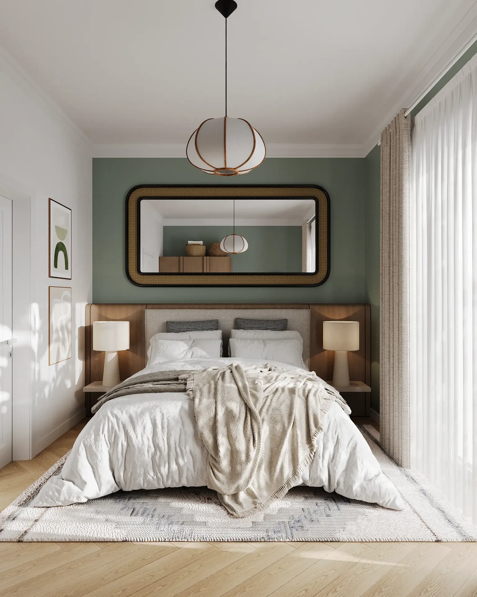 Vue de face d'un lit avec tables de chevet, lampes et miroir au-dessus.