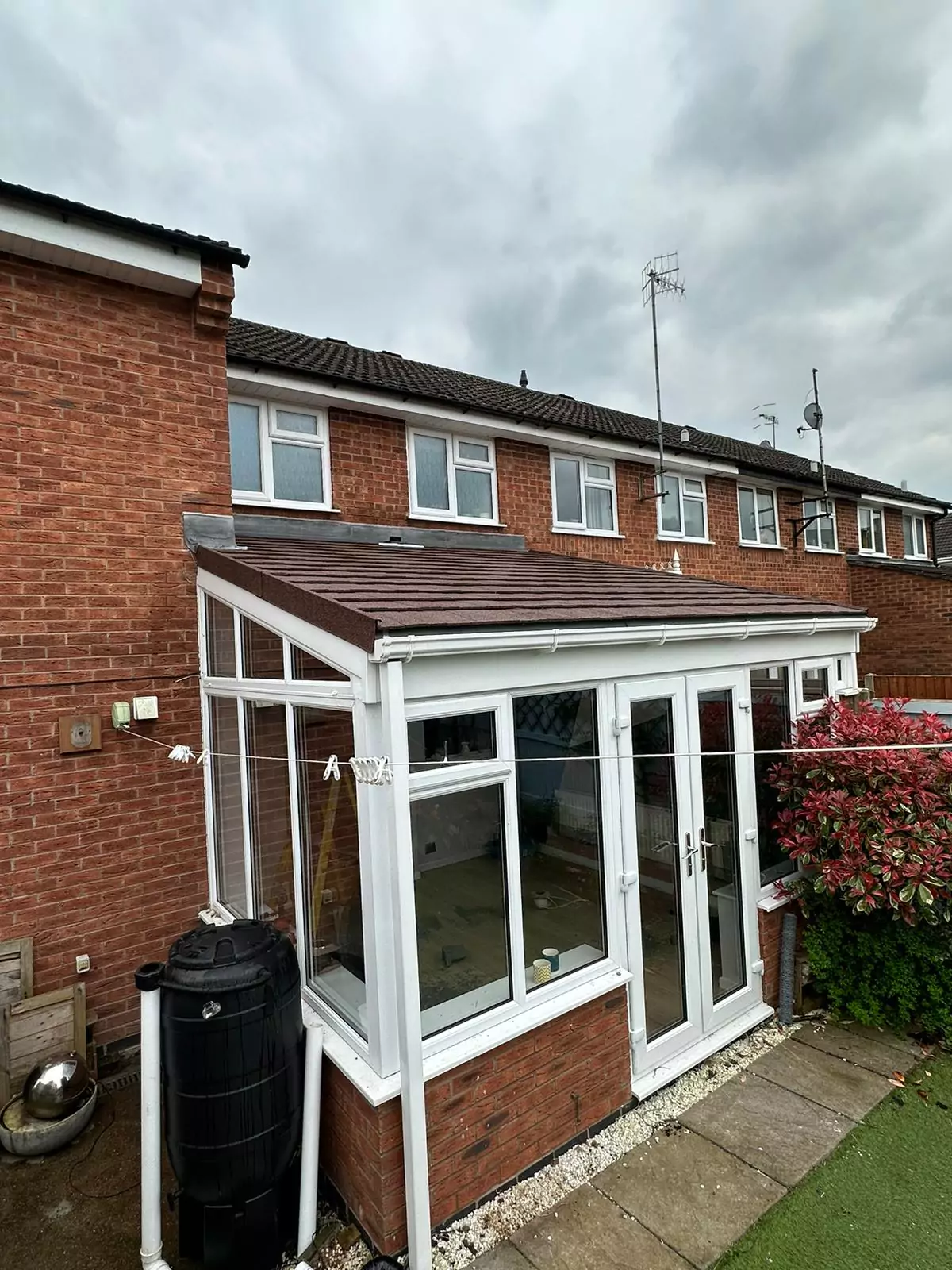 A lean-to conservatory installed by Ecologic. 