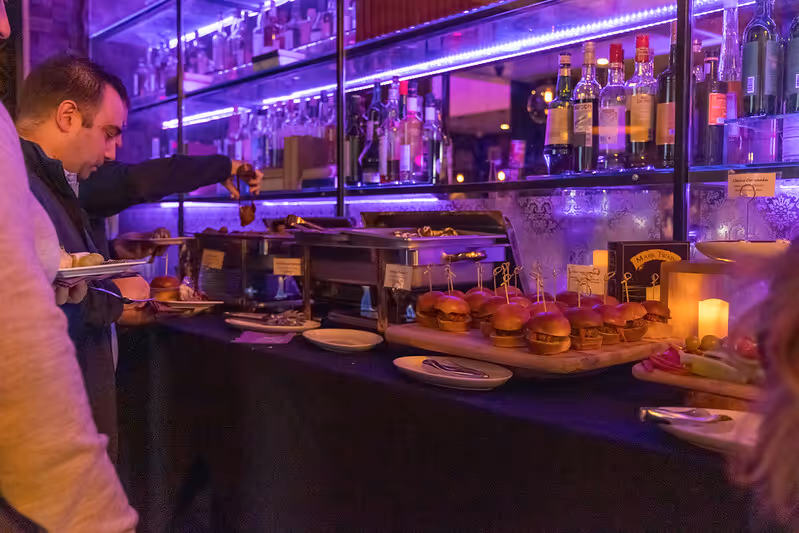 Mine getting hot food as a self service station