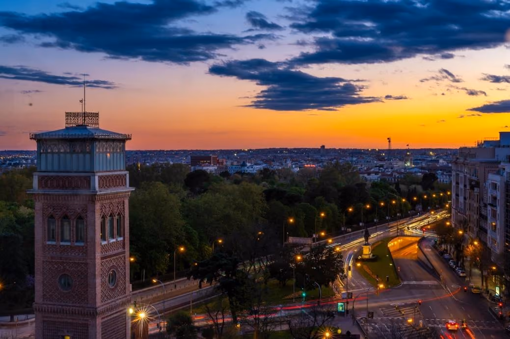 Madrid, España, Ciudad, Edificio, Cielo