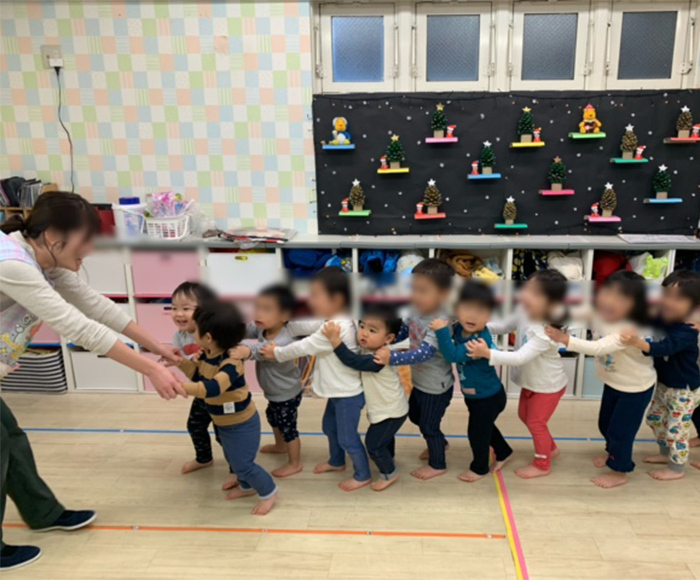 保育室にて