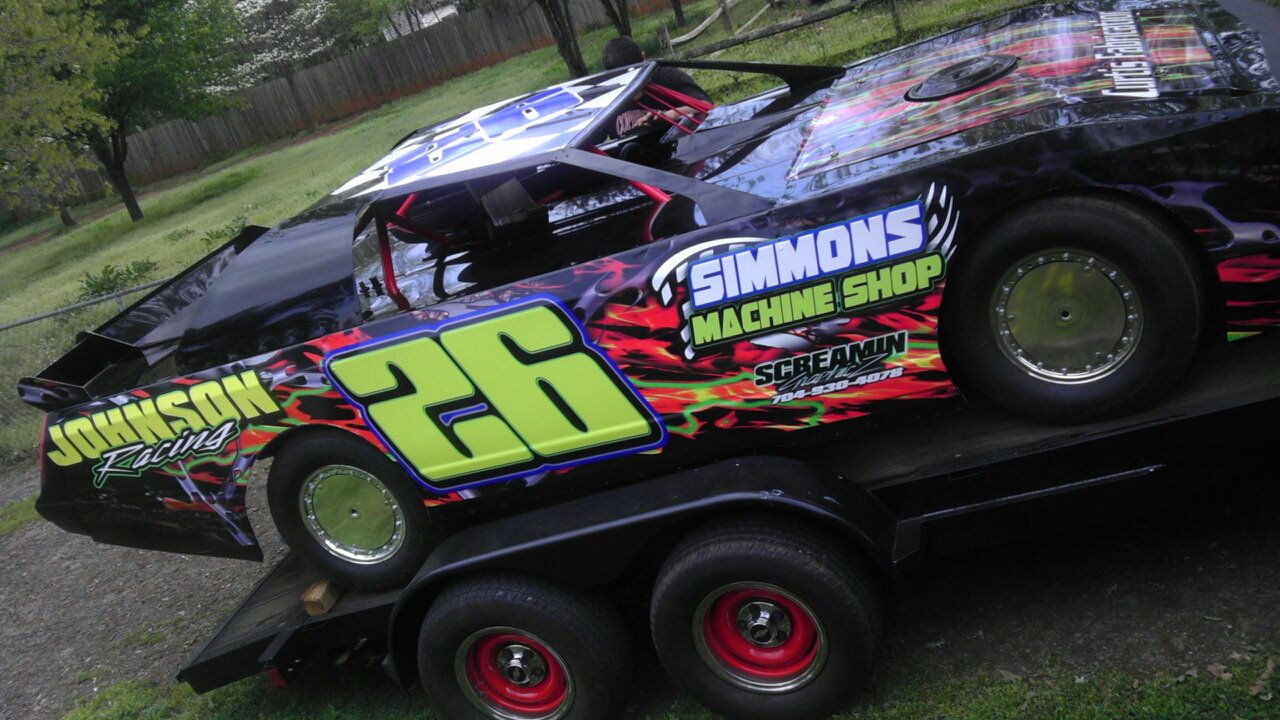 [background image] image of contact office (for a general contractor)