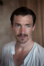 portrait-cameron-karsten