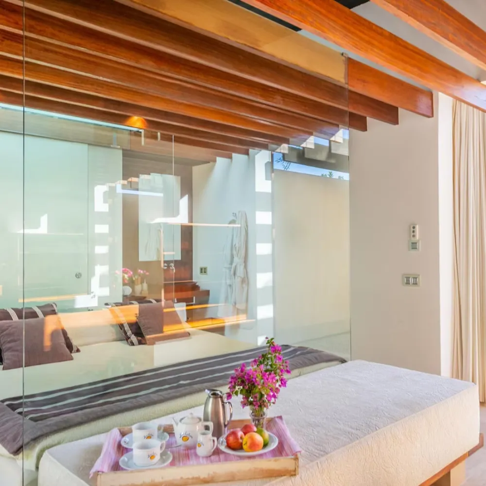 Jo Macarthur Mallorca Yoga Retreat 2025 property room image 1