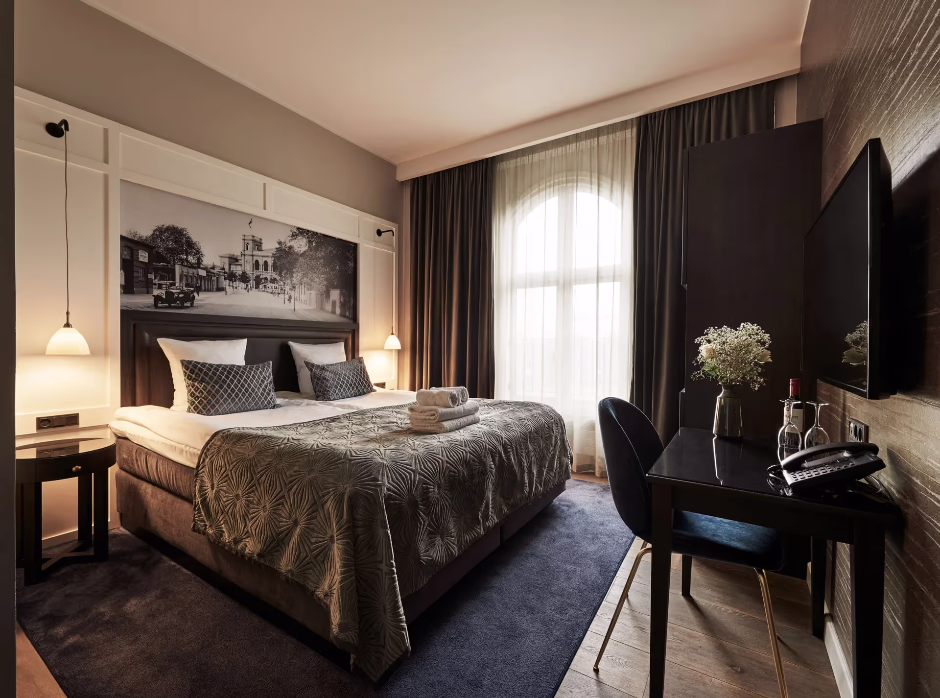 Signature Suite