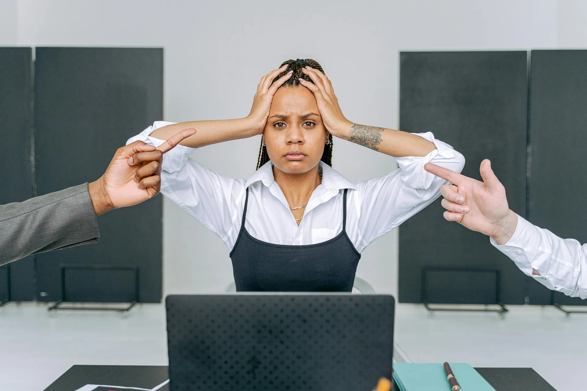 HR manager conducting a professional employee meeting.