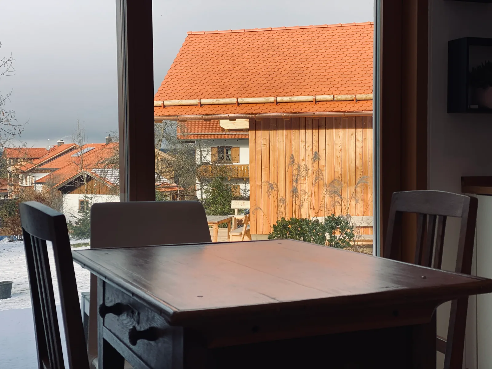 Blick von der Essecke nach draußen