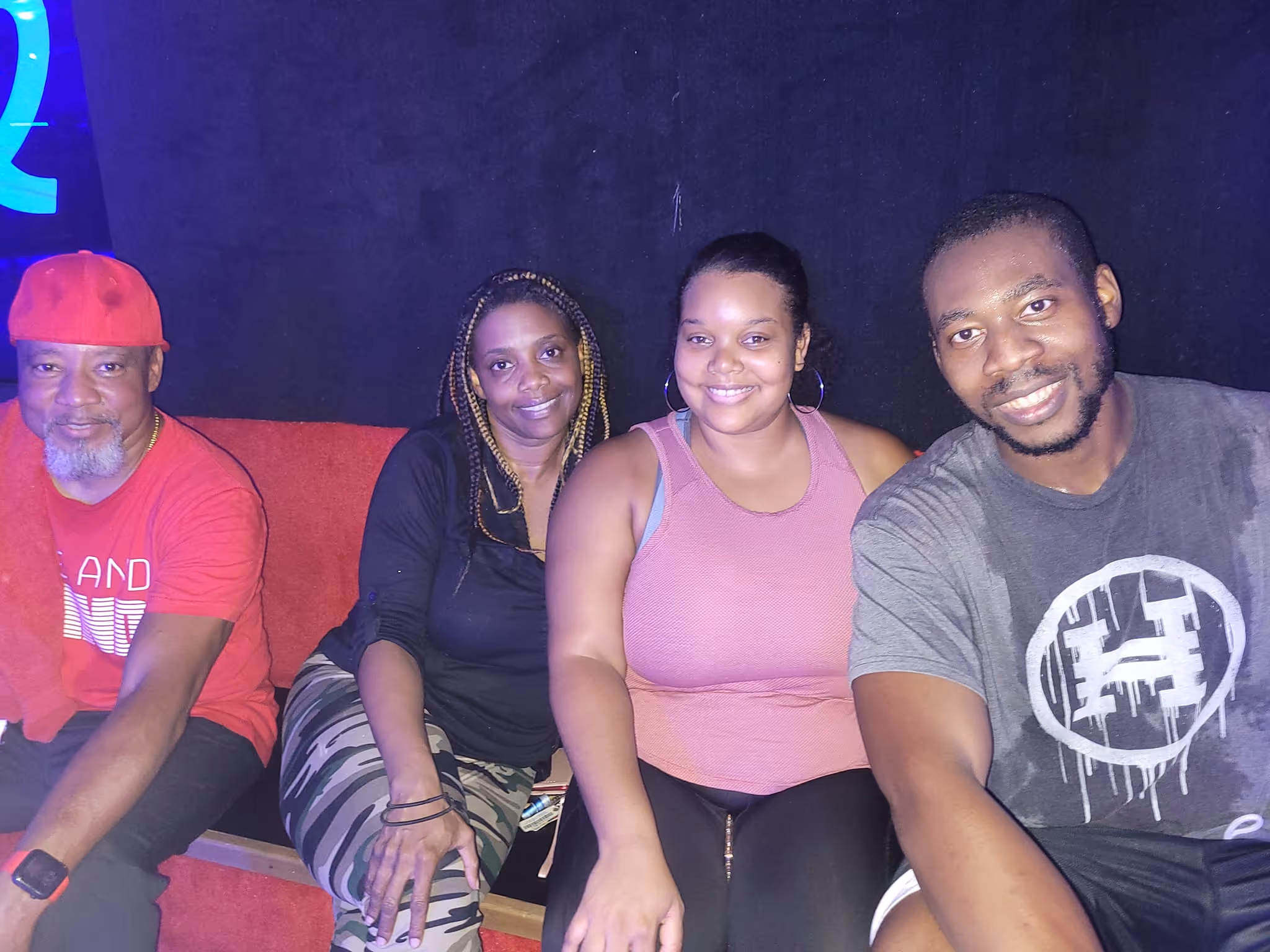 Kiandra sitting with fellow skaters at Cascade