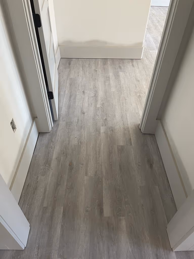 Vinyl floor contractors Atlanta