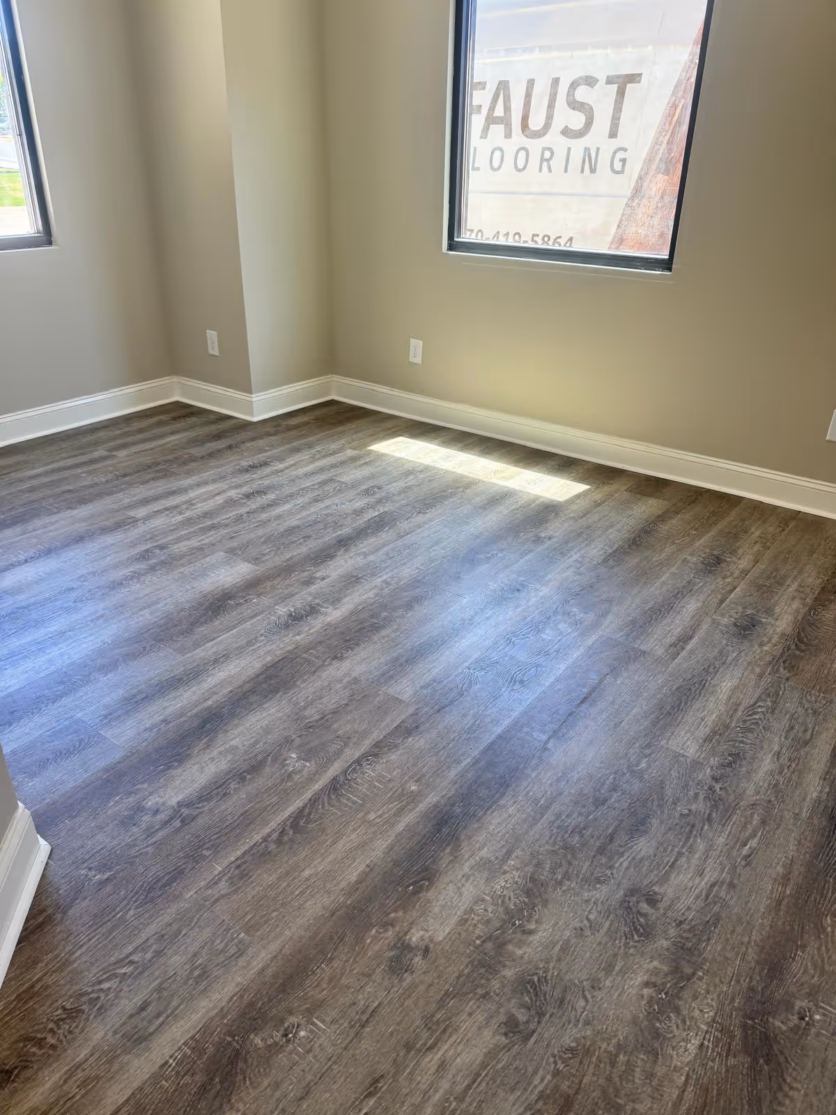 Affordable LVP floors Atlanta