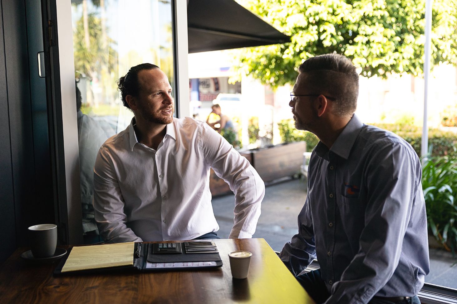 Hoe kantoor Qount slimmer werkt met een webportaal en AI-agents