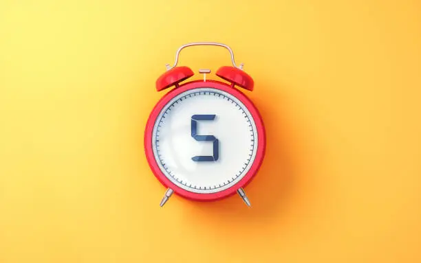 🌙 Building Better Habits: The 5-Minute End-of-Day Routine That Boosts Tomorrow’s Success