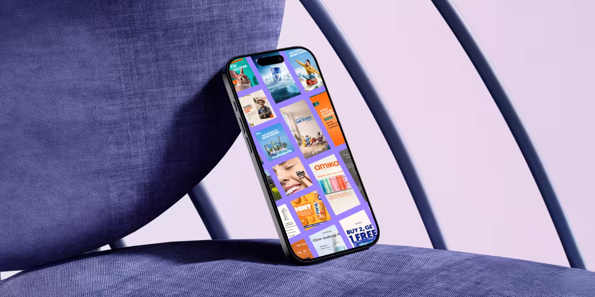 Smartphone Mockup: Gezielte Social Media Ads für Facebook, Instagram, TikTok und LinkedIn