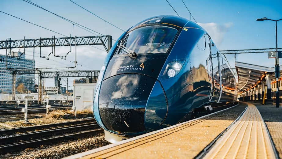 Image of Avanti West Coast train arriving at train station