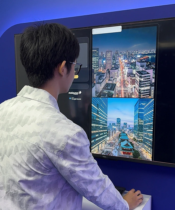 MAS MATTA Fair visitor experiencing AI destination prompt photobooth