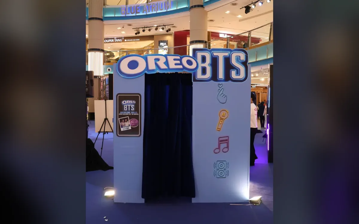 Enclosed Oreo photo booth with a navy curtain in the Blue Atrium at Sunway Pyramid