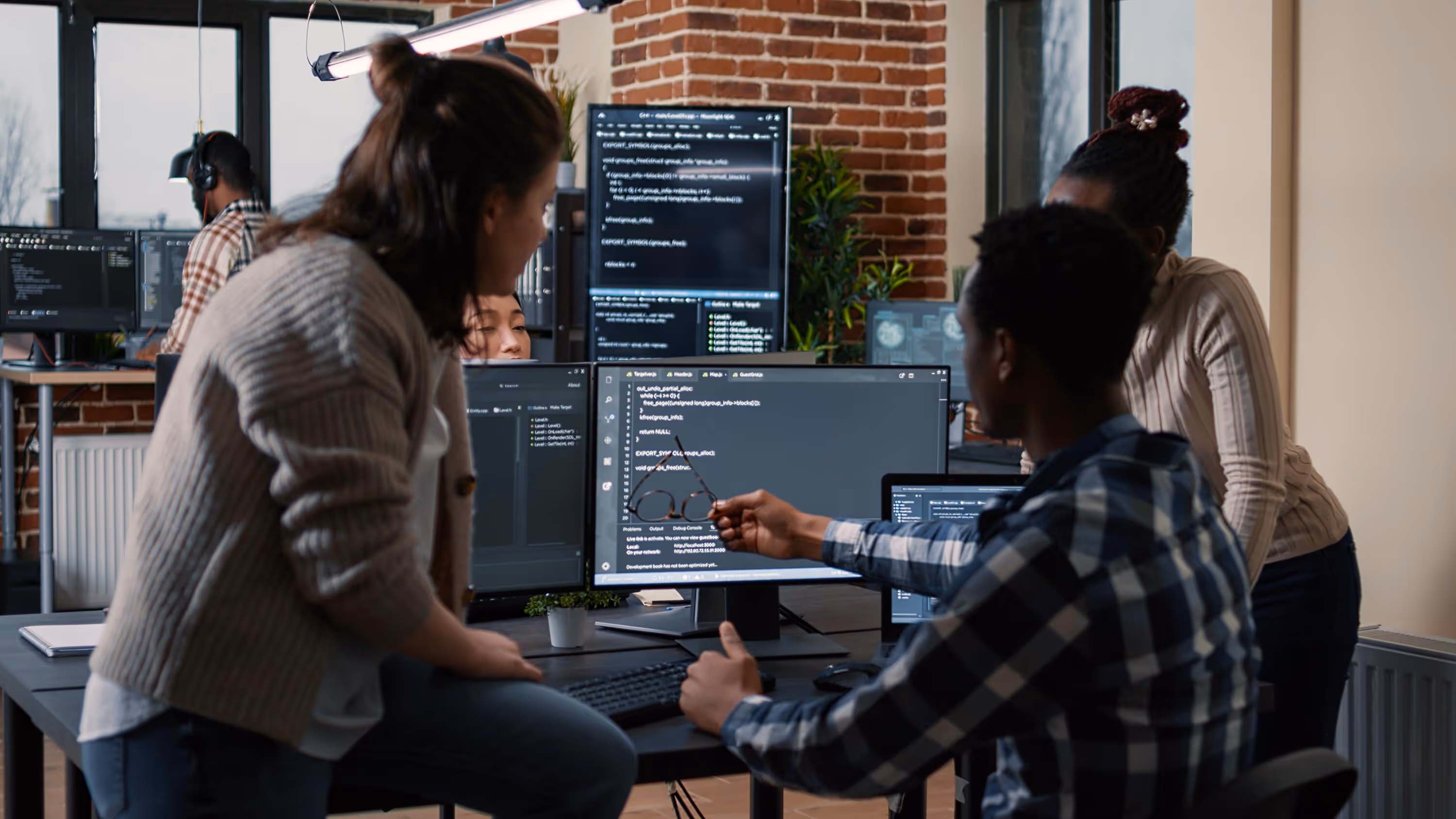 https://www.sydney.edu.au/content/dam/corporate/images/faculty-of-engineering-and-information-technologies/study/why/group-software-computer-science-coding-developers-engineering.jpg
