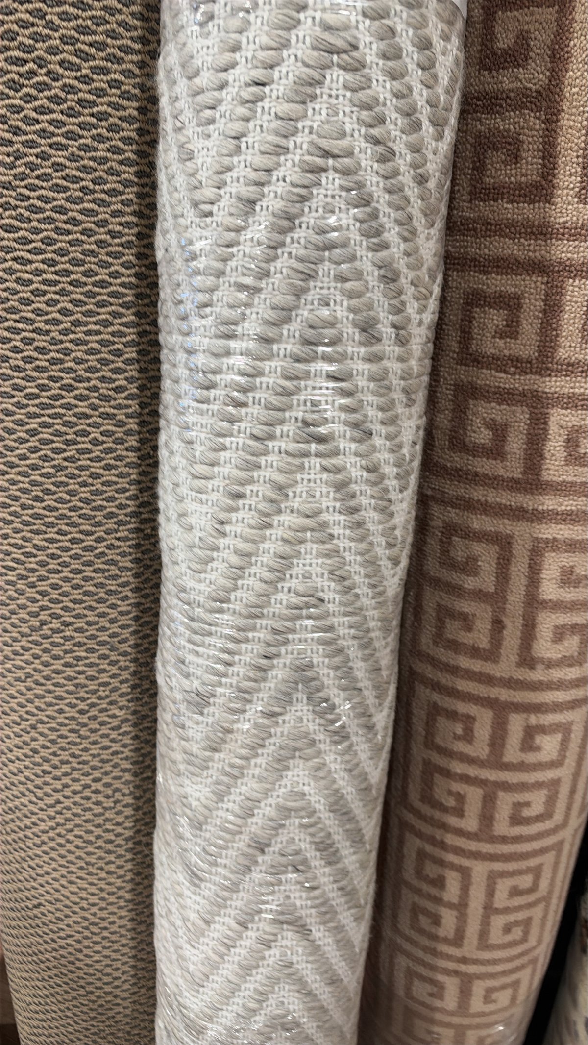 Prebound wool area rug 51440003