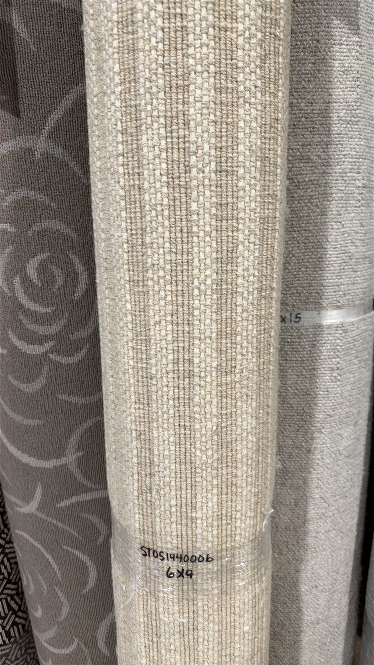 Prebound wool area rug 51440006