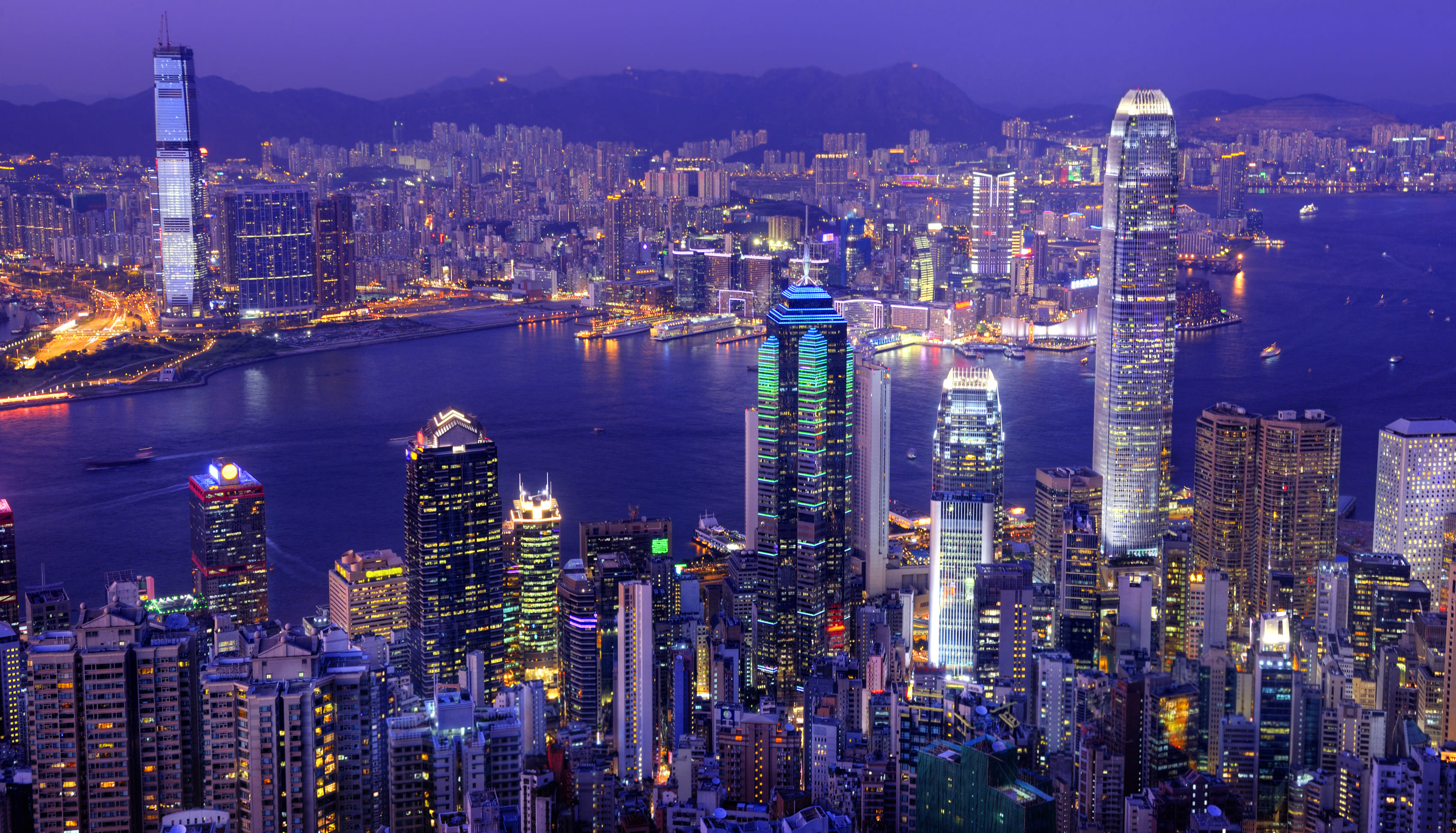 Hong Kong skyline representing a strategic and compliant business hub in Asia