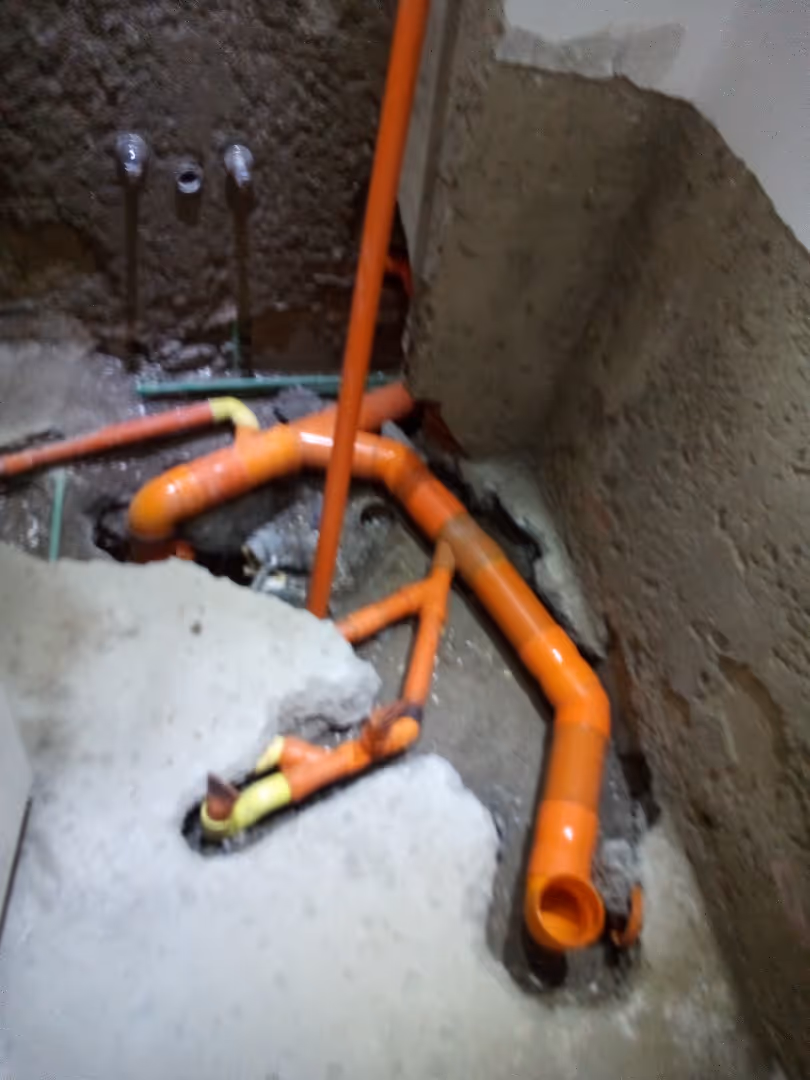 Canalización de tuberias para baño residencial