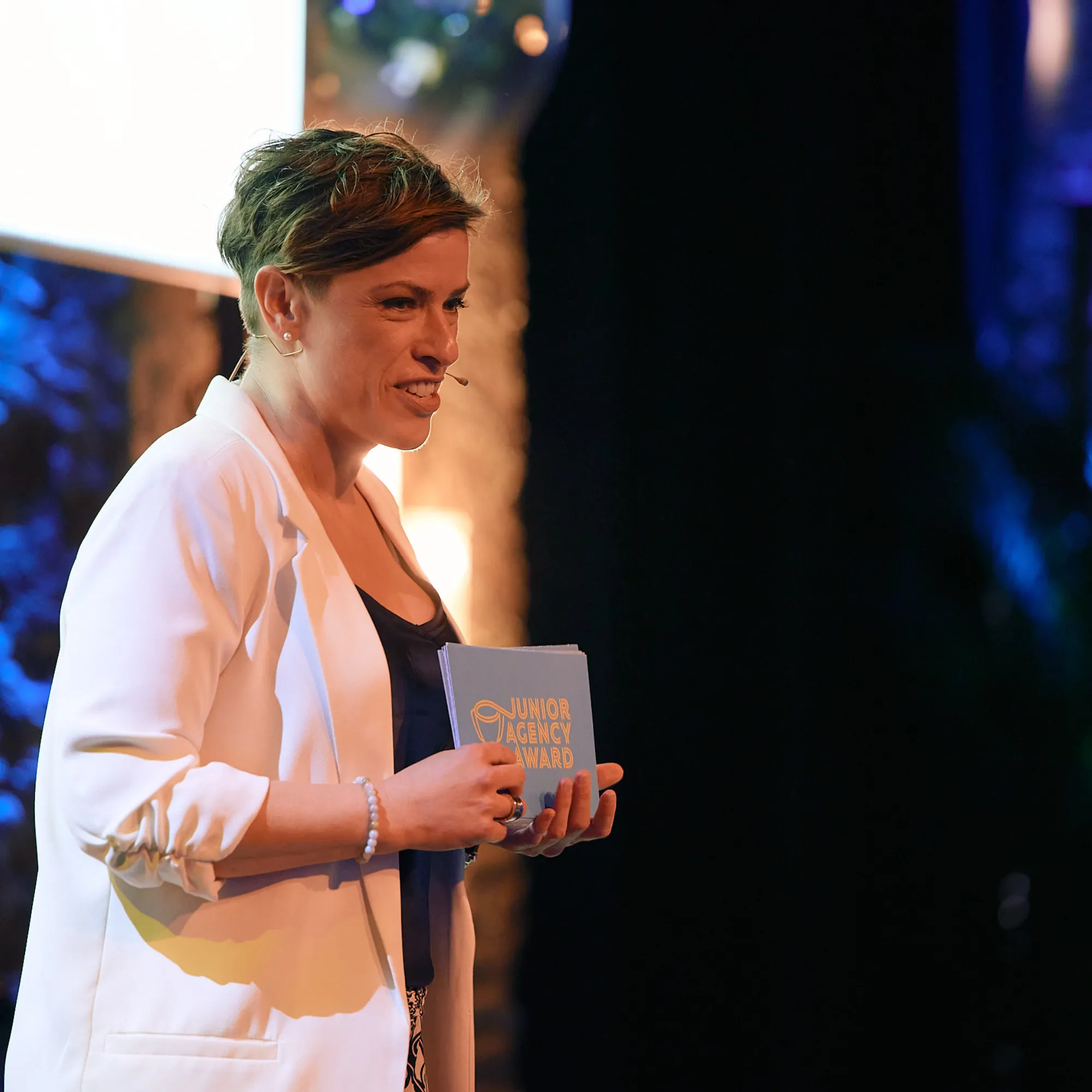 Mood Bild: Audrey auf der Bühne