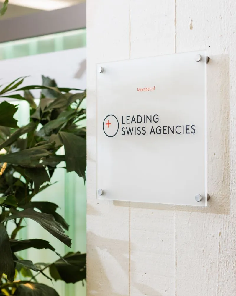 Mood Bild: Eingang mit LSA-Tafel