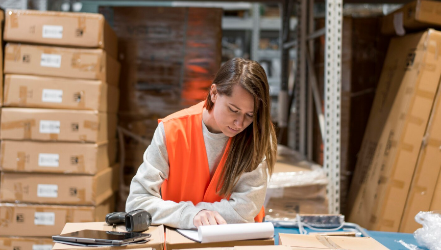 Calculation of Import Duties When Shipping Goods into the Netherlands