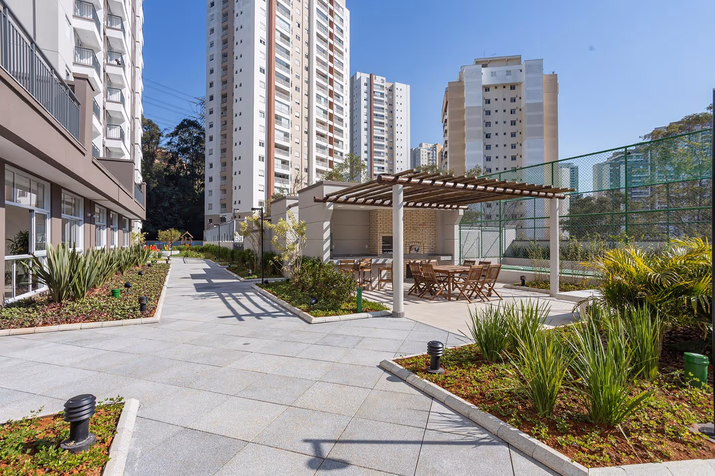 Churrasqueira e forno de pizza