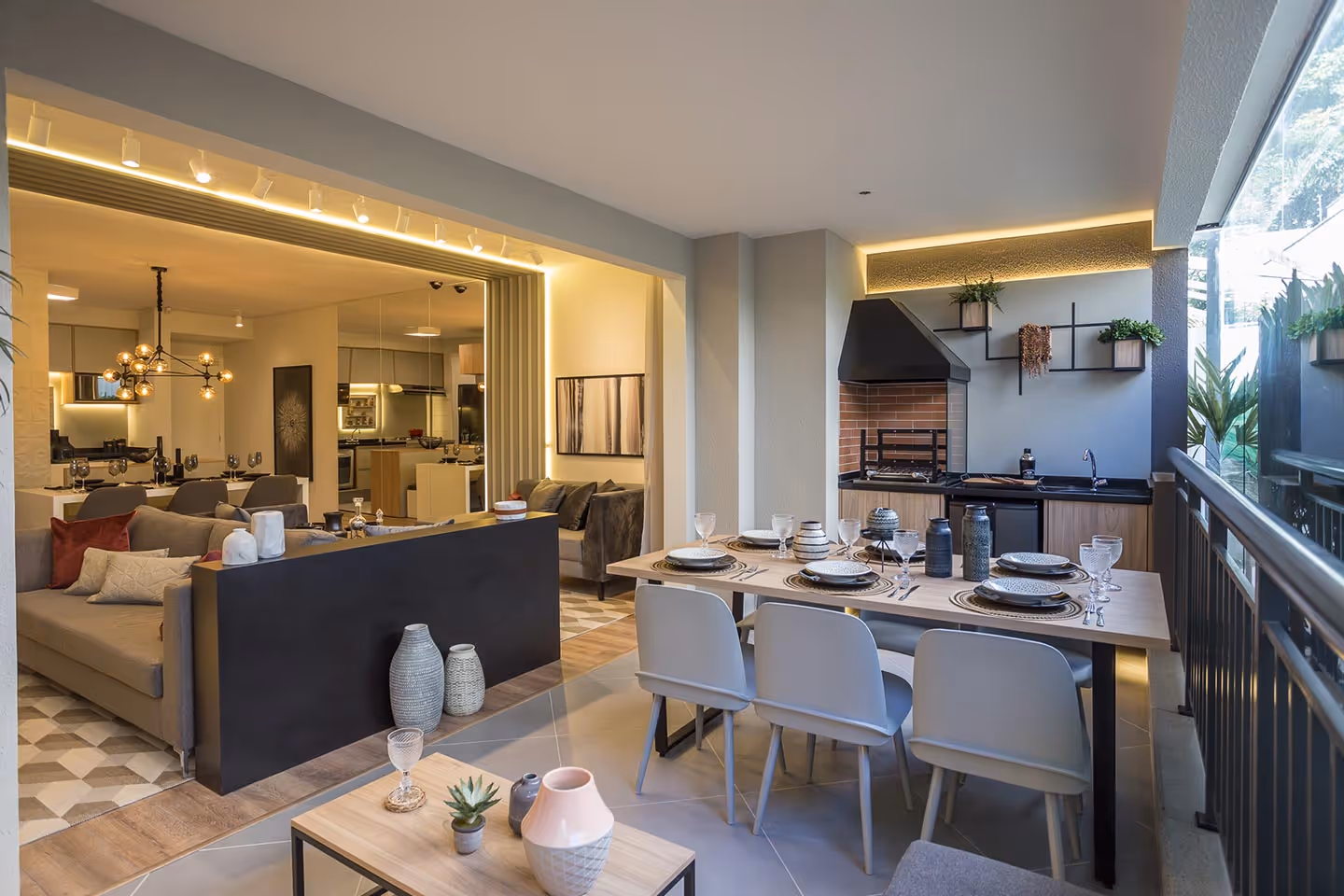 Living Ampliado e Varanda com churrasqueira do apartamento de 91m²