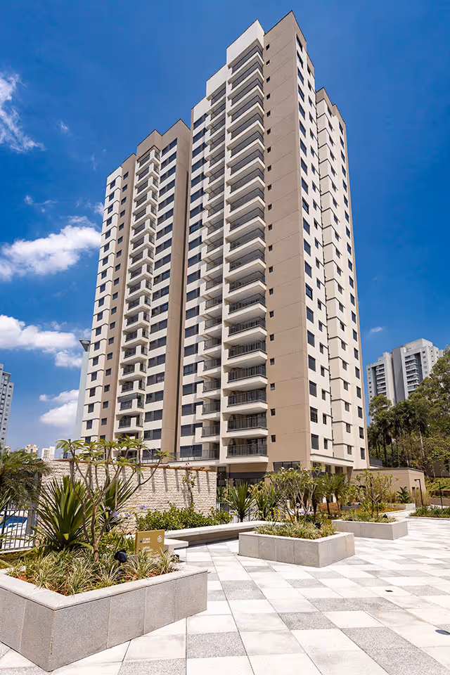 Foto da fachada da torre Bahamas