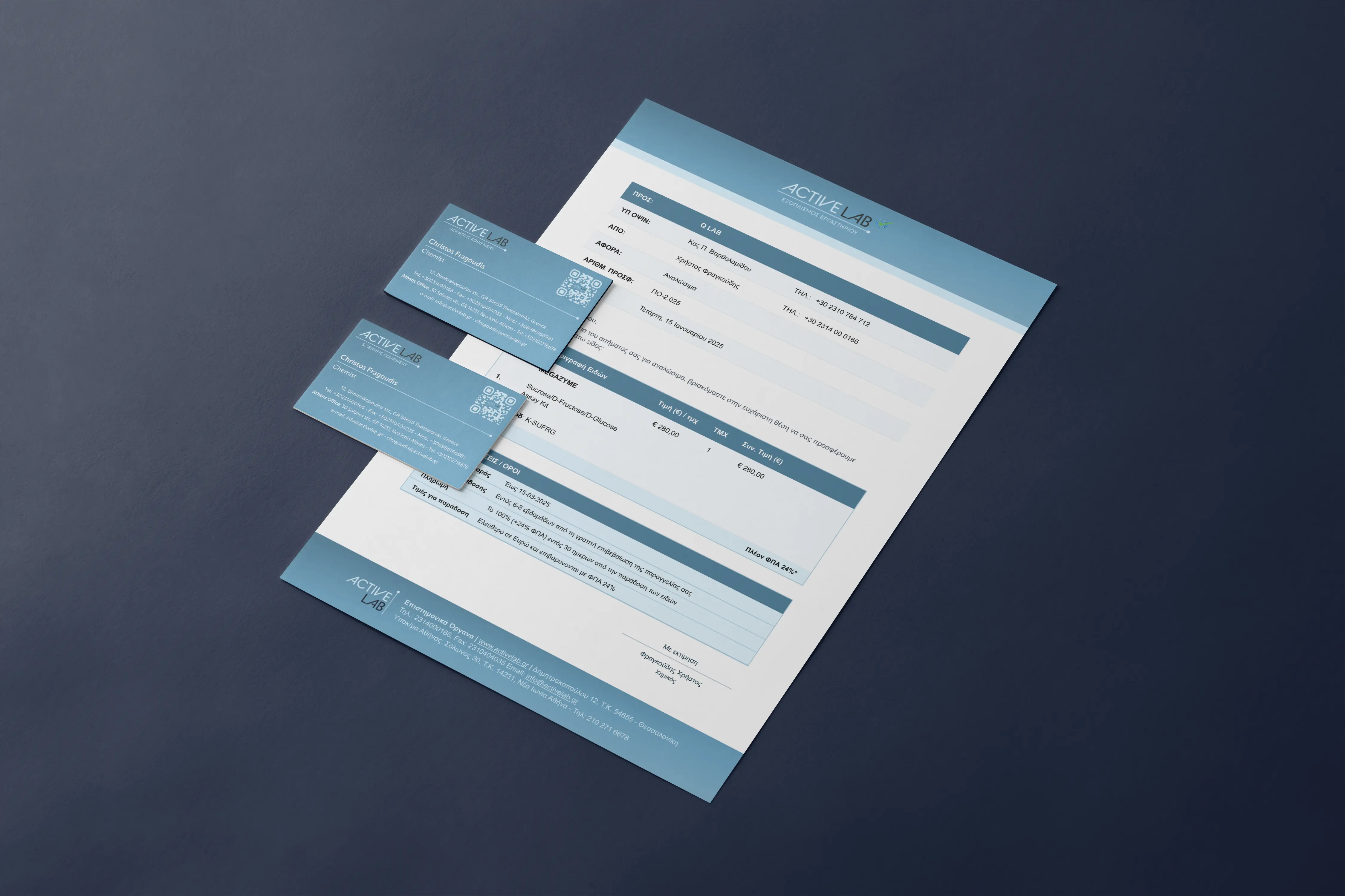 An image showing a laptop and makrooptiki's homepage