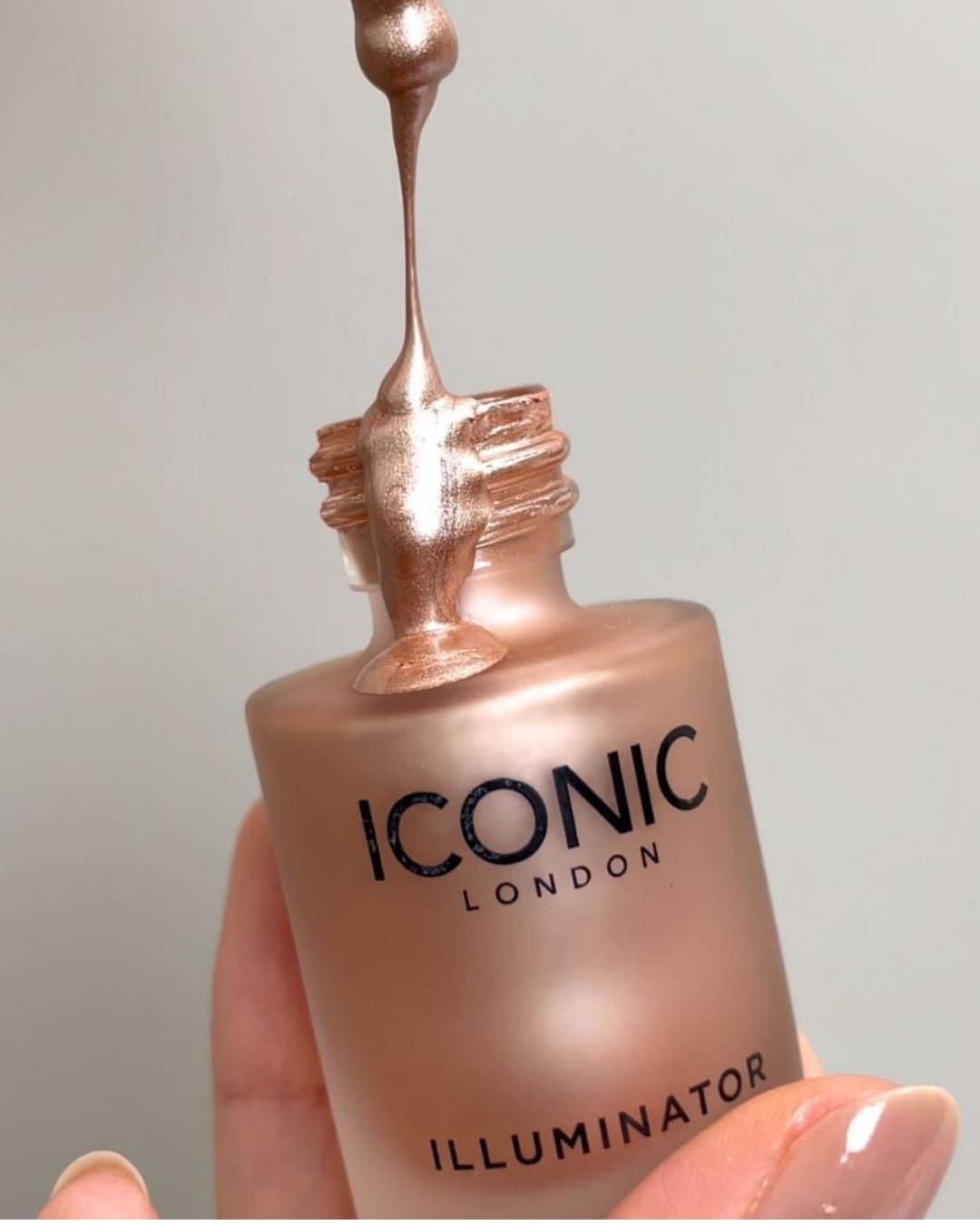 아이코닉 런던 일루미네이터 실물 발색컷 (ICONIC LONDON illuminator Original review swatch)