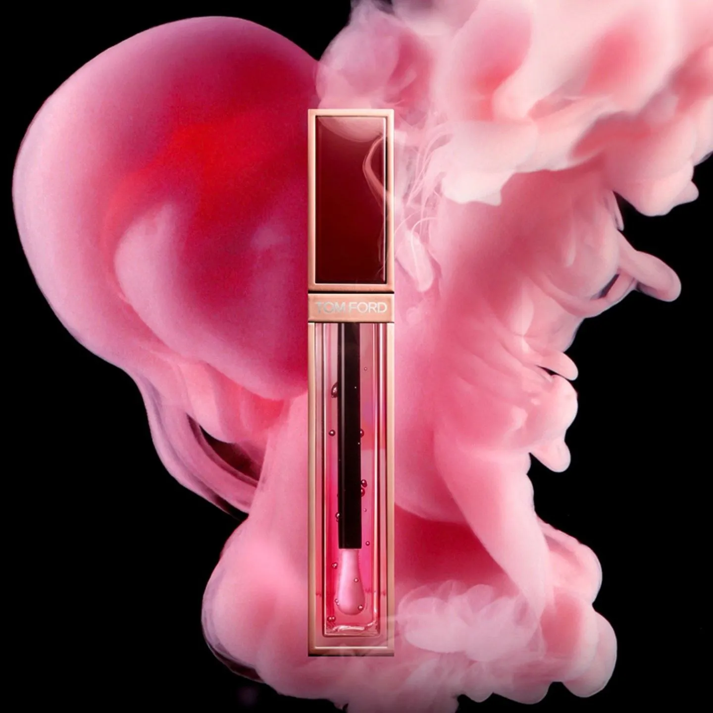 카우걸 룩 윤광 립에 사용된 톰포드 립오일 (TOM FORD lip oil for glossy western lips)