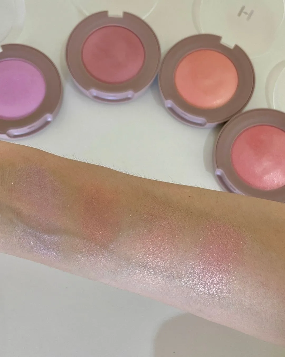 힌스 글로우 치크 멀티유즈 블러셔·하이라이터·섀도우 (Hince Glow Cheek multi-use blush highlighter eyeshadow)