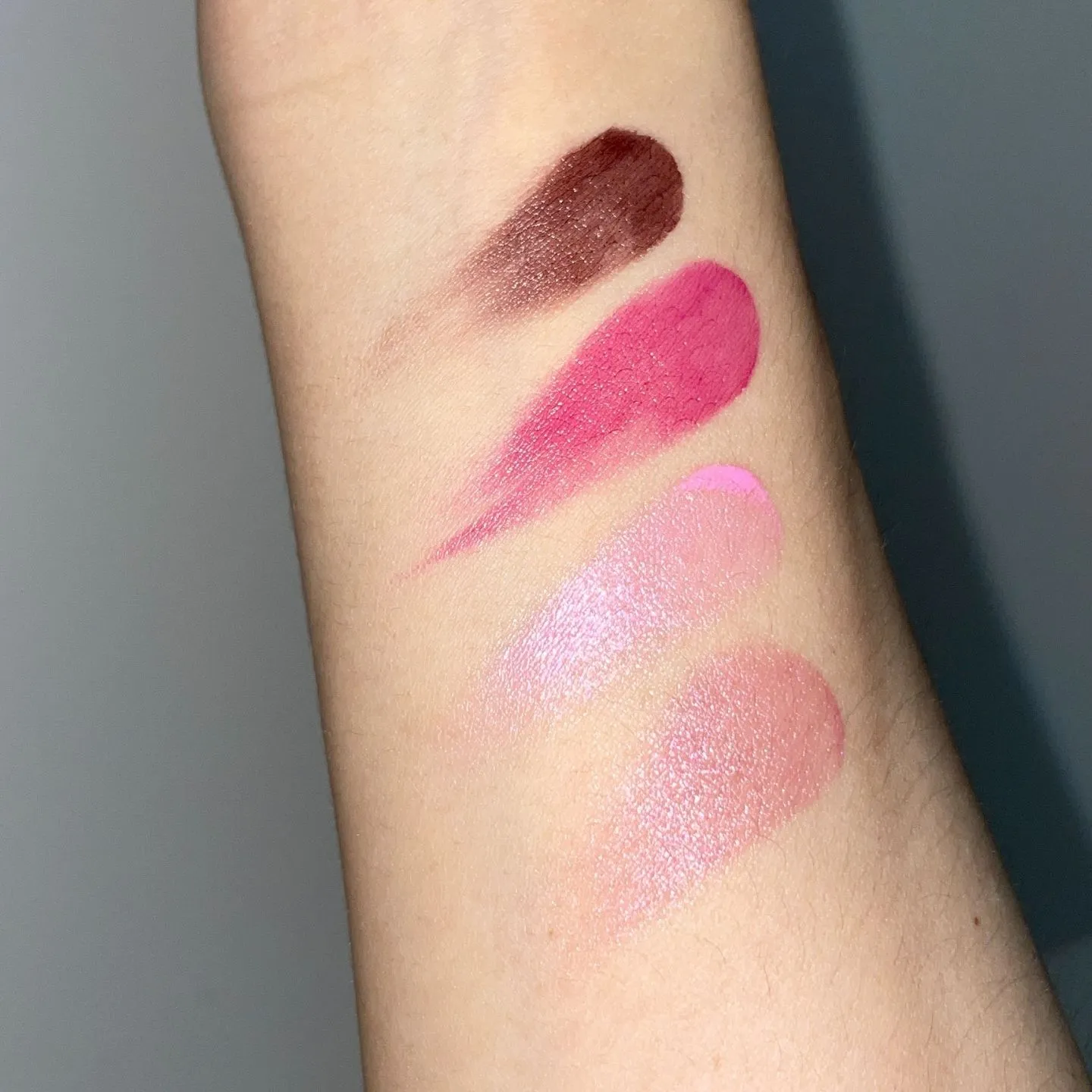 시미헤이즈 뷰티 컬러 글레이즈, Lily 01, Iris 02, Magnolia 04, Hibiscus 05 손목 발색 (Simihaze Beauty Colour Glaze all colors wrist swatch)
