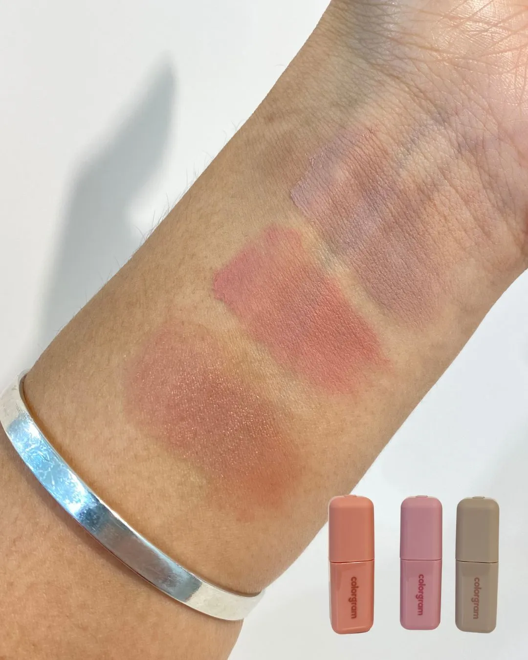 컬러그램 긱 누드 컬러 커버 틴트 메인 컷 (Colorgram Geek Nude Color Cover Tint main image)