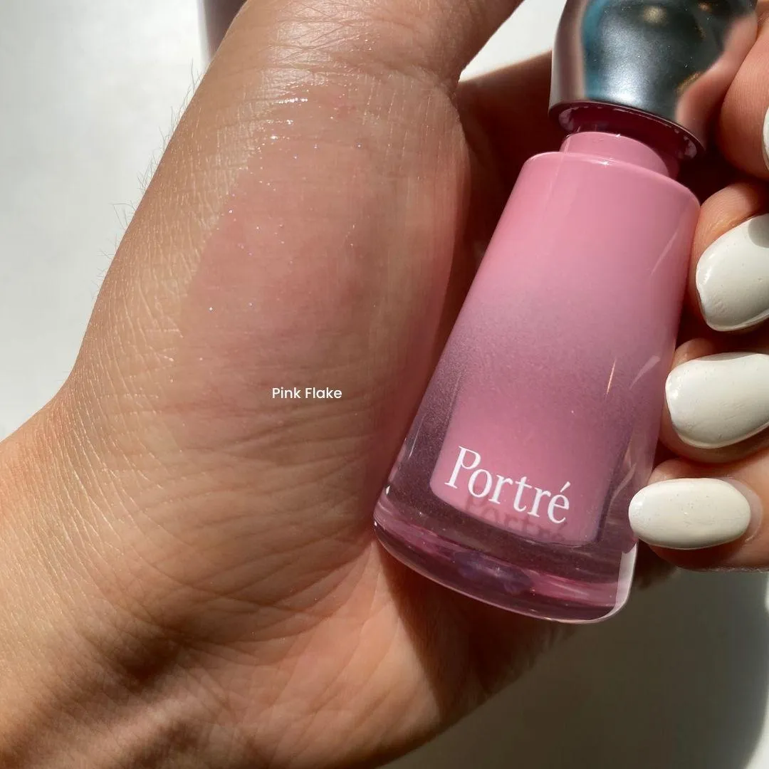 포트레이트(Portrait) 퓨어 글라스, 핑크 플레이크 손목 발색 (Portrait Pure Glace Pink Flake wrist swatch)