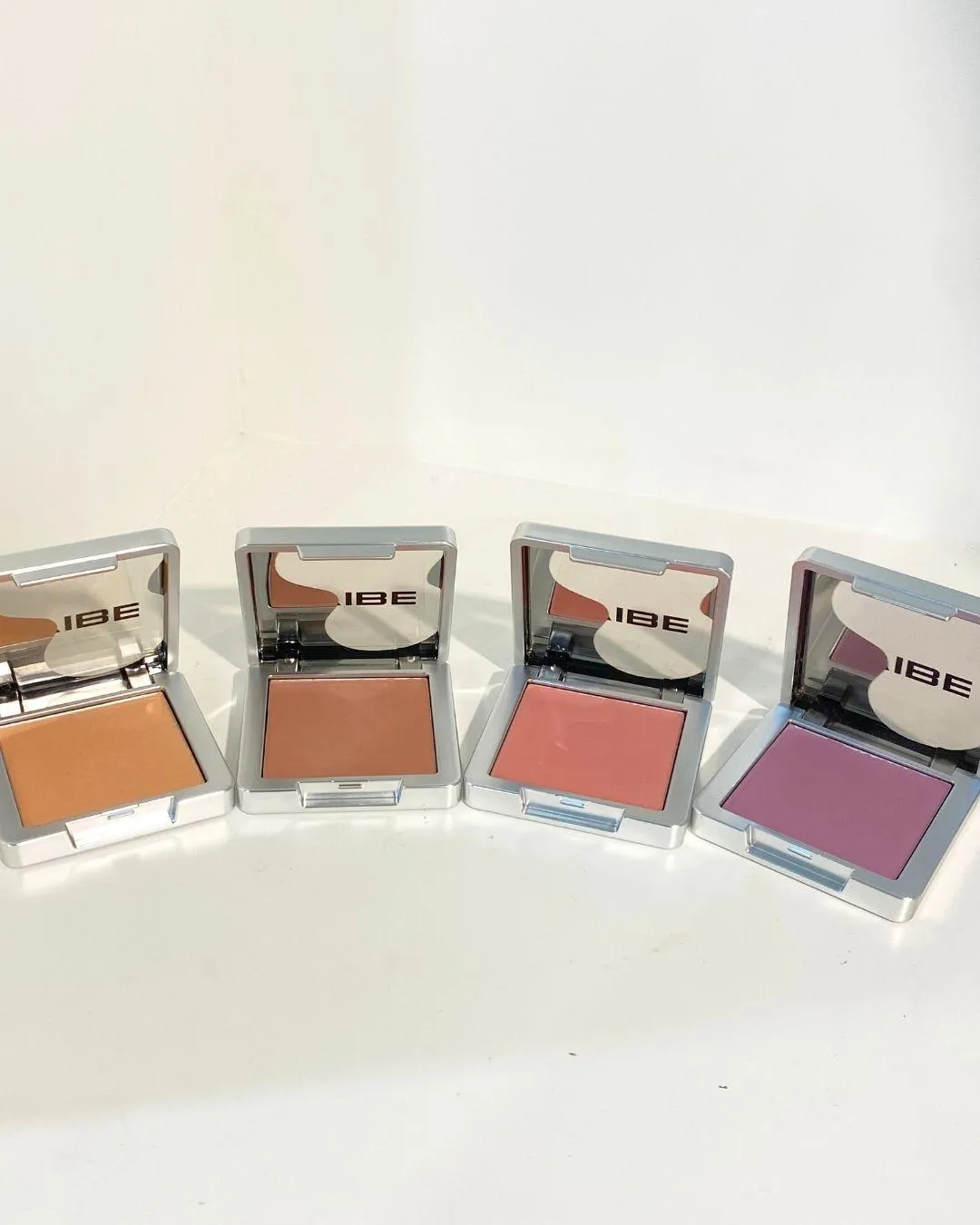 FIVEVIBE Tone Layer Blusher 제품 이미지 — 파이브바이브 톤 레이어 블러셔 프로덕트샷 (FIVEVIBE Tone Layer Blusher product image)
