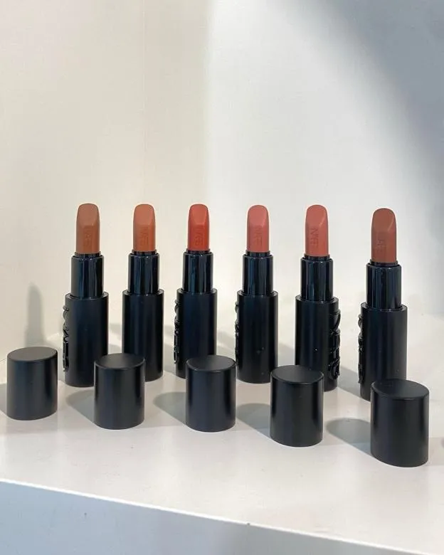 나스 익스플리싯 립스틱 제품 이미지 (NARS Explicit Lipstick product image)