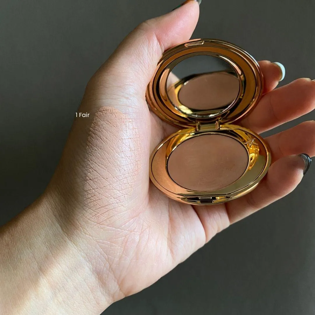샬롯 틸버리 매직 배니시 1 페어 손목 발색 (Charlotte Tilbury Magic Vanish 1 Fair wrist swatch)
