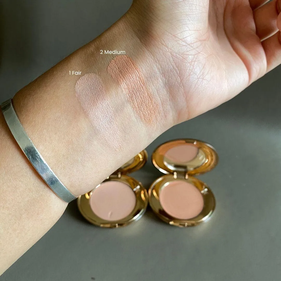 샬롯 틸버리 매직 배니시 1 페어·2 미디엄 실물 발색 (Charlotte Tilbury Magic Vanish 1 Fair 2 Medium real swatch)