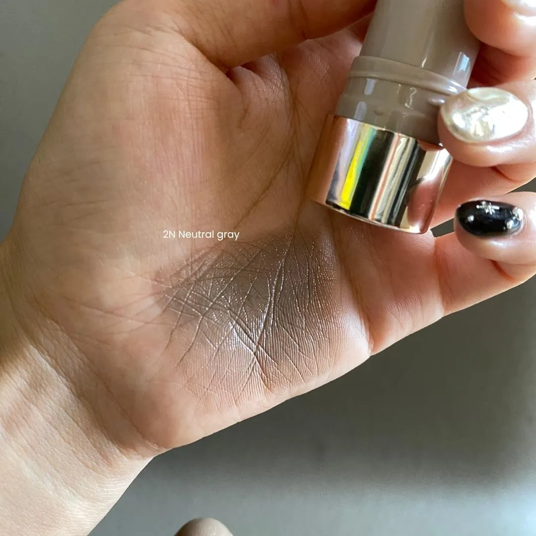 ESPOIR 비 글로우 스틱 쉐이딩(ESPOIR Be Glow Stick Shading), 2N Neutral gray 실제 컬러 발색 
