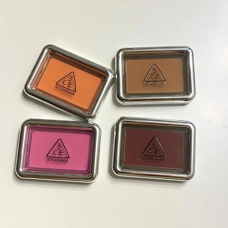 3CE New Take Face Blusher 제품 이미지, 4컬러 라인업 (3CE New Take Face Blusher product image lineup)