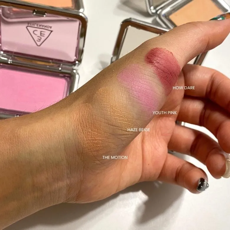 3CE 뉴 테이크 페이스 블러셔, 더 모션·헤이즈 베이지·유스 핑크·하우 데어 전 컬러 발색 비교 (3CE New Take Face Blusher all shades swatch comparison)