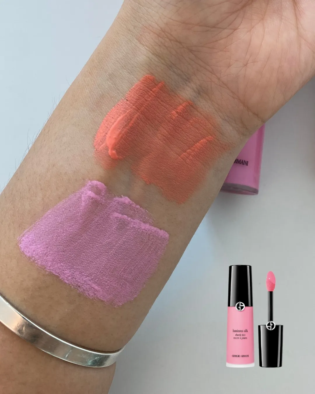 조르지오 아르마니 루미너스 실크 치크 틴트 메인 컷 (Giorgio Armani Luminous Silk Cheek Tint main image)