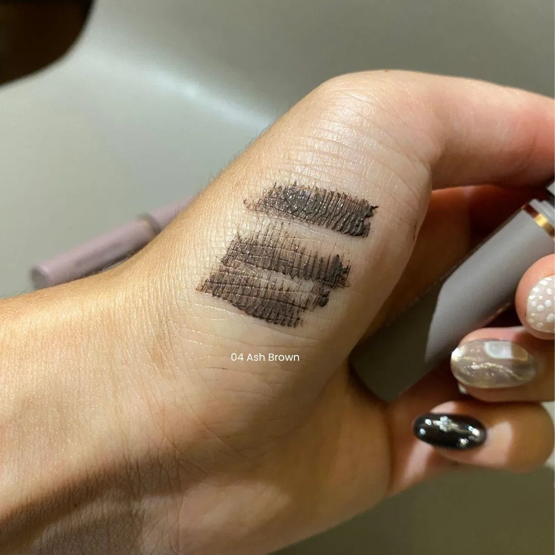 뮤드 인스파이어 스키니 컬링 마스카라 04 애쉬브라운 발색 (MUDE Inspire Skinny Curling Mascara 04 Ash Brown swatch)