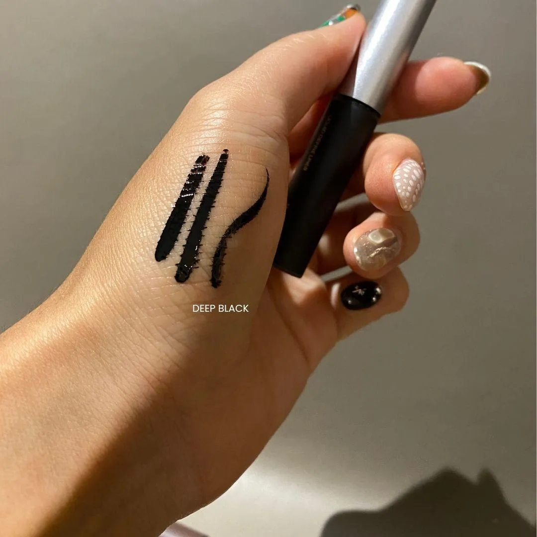 프로에잇 리퀴드 디파인 라이너 딥블랙 발색 (PROEIGHT Liquid Define Liner Deep Black swatch)