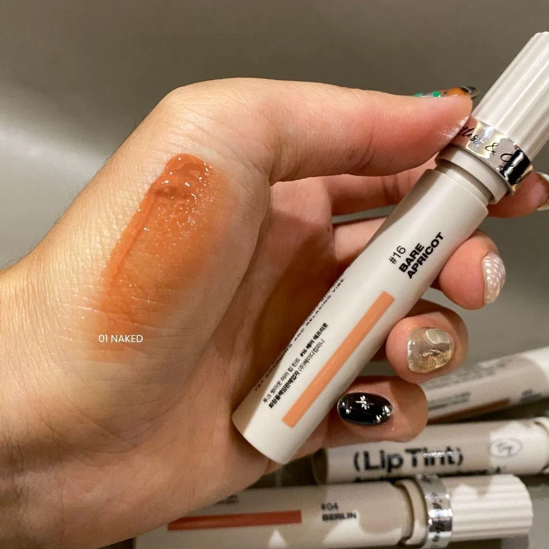 투크 위드아웃 미러 립 틴트 01 네이키드 발색 (Tooq Without Mirror Lip Tint 01 NAKED swatch)